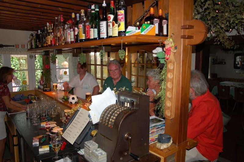 Hellmanns Hotel Bremers Bauerndiele Wiefelstede Zewnętrze zdjęcie