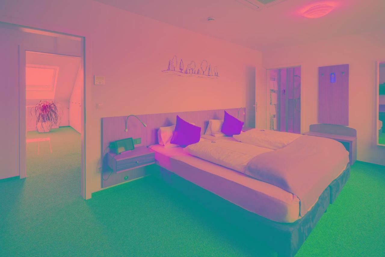 Hellmanns Hotel Bremers Bauerndiele Wiefelstede Zewnętrze zdjęcie